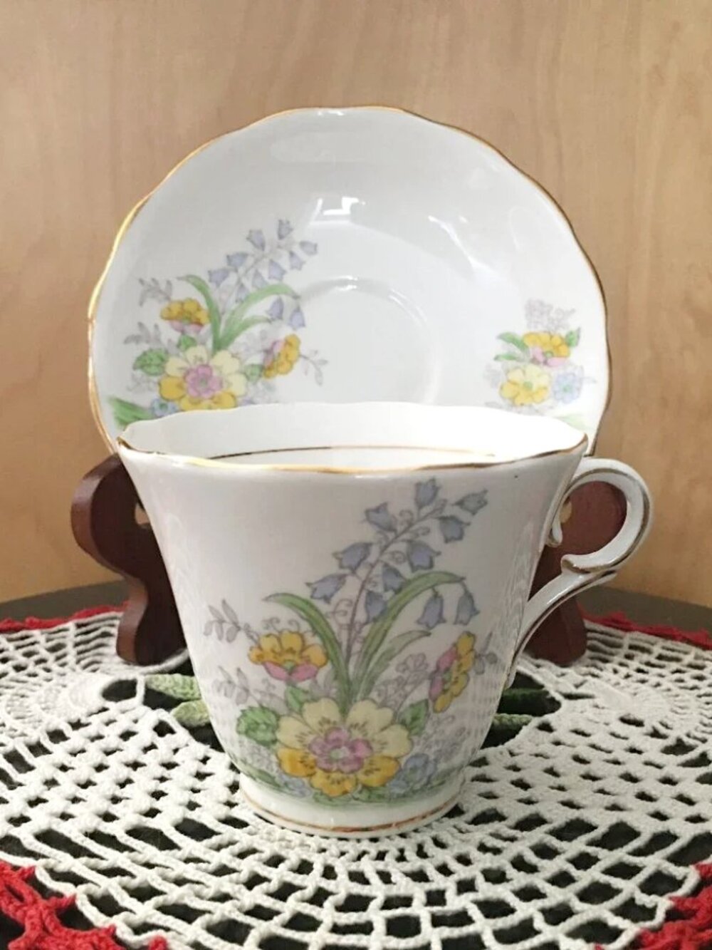VTG Colclough Fine Bone China Floral Teacup & Saucer Set | Pastel Cottagecore